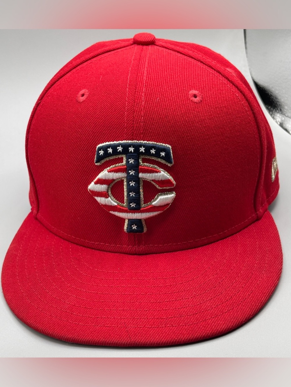 Mens Minnesota Twins New Era Red 2023 Fourth of July 59FIFTY Fitted Hat 7 1/8